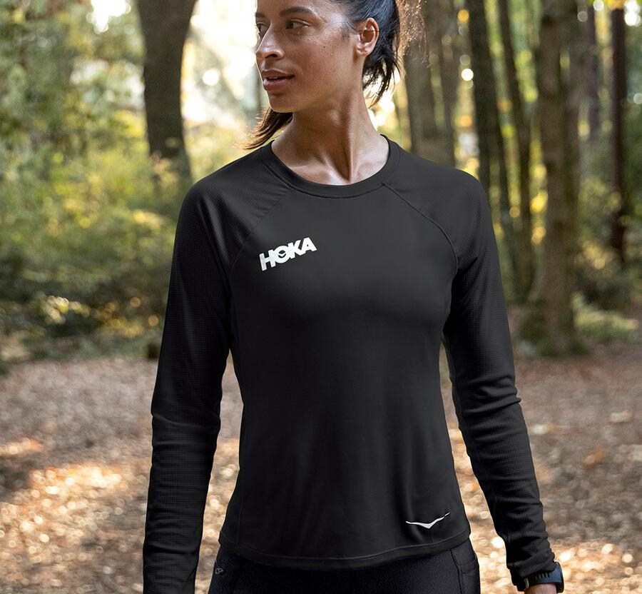 Top Hoka One One Mujer - Performance Largos Sleeve - Negras - UIG689130